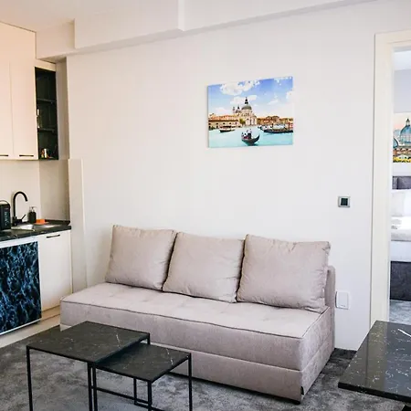 Templum Apartments - Slavija Square Belgrad Exteriör bild