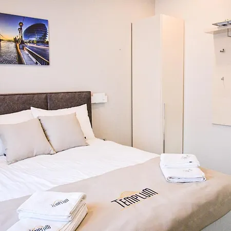Templum Apartments - Slavija Square Belgrad Rum bild