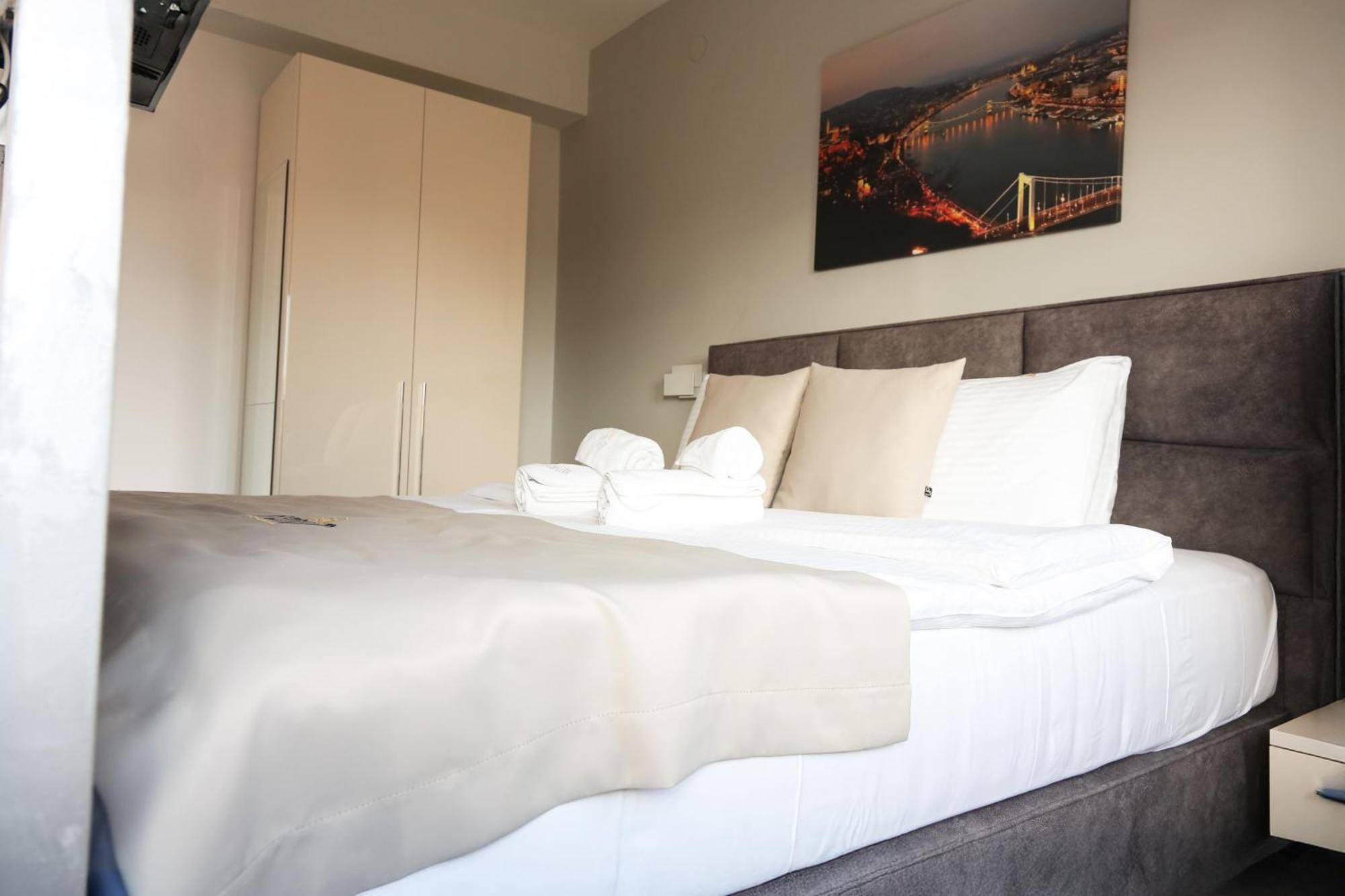 Templum - Slavija Square Apartman *
